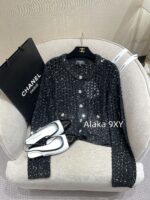Chanel socialite internet celebrity must buy24B early autumn new series hollowed out hook woven gold and silver dual color sequins with diamond studded buttons wool knitted cardigan for women - Image 20