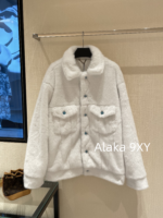 Same style as Wang Hedi   2024 Autumn/Winter New Collection  White Environmentally Friendly Fur Coat. Loose oversized unisex design - Image 2