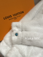 Same style as Wang Hedi   2024 Autumn/Winter New Collection  White Environmentally Friendly Fur Coat. Loose oversized unisex design - Image 13
