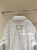 Same style as Wang Hedi   2024 Autumn/Winter New Collection  White Environmentally Friendly Fur Coat. Loose oversized unisex design - Image 24