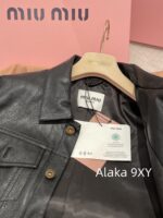 MIUMIU2024 Autumn CollectionRetro Letter Logo Black Collar PU Leather Coat Casual Leather Jacket Women's/Half Skirt Set Half Skirt - Image 3