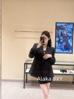 Valentino's 1.8meterlong "wealthy family heiress" dressing style ” 24 Early Autumn New Cuff Flower Three Dimensional Cut Black Suit Jacket for Women. - Image 8