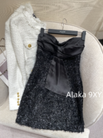 BALMAIN, the wealthy heiress of a wealthy family with a strong aura, is dressed in appropriate attire ”  24 Early Autumn New Collection B  Black and white color blocked suit jacket/heavy satin bow sequin dress - Image 9