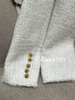 BALMAIN, the wealthy heiress of a wealthy family with a strong aura, is dressed in appropriate attire ”  24 Early Autumn New Collection B  Black and white color blocked suit jacket/heavy satin bow sequin dress - Image 21