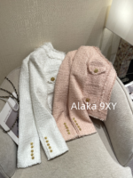 BALMAIN, the wealthy heiress of a wealthy family with a strong aura, is dressed in appropriate attire ”  24 Early Autumn New Collection B  Black and white color blocked suit jacket/heavy satin bow sequin dress - Image 24