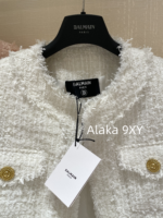 BALMAIN, the wealthy heiress of a wealthy family with a strong aura, is dressed in appropriate attire ”  24 Early Autumn New Collection B  Black and white color blocked suit jacket/heavy satin bow sequin dress - Image 31