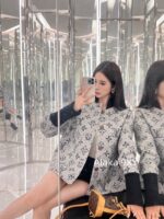 LOUIS VUITTON  2024 AutumnWinter New Collection  Heavy Industry Color Weaving Jacquard Classic Clover Logo Jacket, Baseball Jacket, Women's Jacket. Handsome and versatile for both men and women - Image 12
