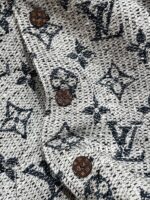 LOUIS VUITTON  2024 AutumnWinter New Collection  Heavy Industry Color Weaving Jacquard Classic Clover Logo Jacket, Baseball Jacket, Women's Jacket. Handsome and versatile for both men and women - Image 21