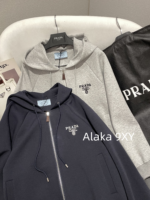 Prada Super Comfortable  Sports Commuting  Wear the classic embroidered letter logo hooded sweatshirt sports suit from the 2024 early autumn collection. - Image 21