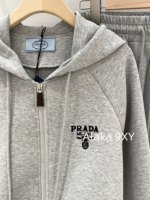Prada Super Comfortable  Sports Commuting  Wear the classic embroidered letter logo hooded sweatshirt sports suit from the 2024 early autumn collection. - Image 32