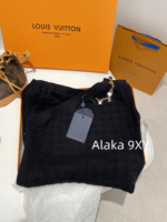 LOUIS VUITTON Personal Collection/24ss Early Autumn New Collection Sexy Slanted Shoulder Hollow Badge Letter Logo Metal Chain  A slim dress with a wrapped buttocks for women. - Image 3