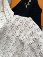 LOUIS VUITTON Personal Collection/24ss Early Autumn New Collection Sexy Slanted Shoulder Hollow Badge Letter Logo Metal Chain  A slim dress with a wrapped buttocks for women. - Image 6
