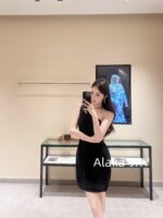 LOUIS VUITTON Personal Collection/24ss Early Autumn New Collection Sexy Slanted Shoulder Hollow Badge Letter Logo Metal Chain  A slim dress with a wrapped buttocks for women. - Image 14