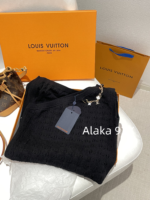 LOUIS VUITTON Personal Collection/24ss Early Autumn New Collection Sexy Slanted Shoulder Hollow Badge Letter Logo Metal Chain  A slim dress with a wrapped buttocks for women. - Image 17