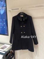 CELINE is elegant and timeless2024SS early autumn new series heavyduty woolen metal button coat for women.