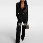 Yves Saint Laurent is super comfortable with a drape and skin friendly acetate fabric Y  2024 Autumn/Winter New Couplet Vneck Acetate Shirt for Women. Available in black and white