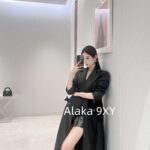 Valentino 24b Early Autumn New Collection  Showpiece Water Diamond Buckle Bow Tie Waist Long Wind Jacket for Women. A musthave for early autumn outfits that exude a slimming temperament
