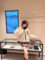 Loewe Autumn/Winter New Collection   Leather patchwork pocket design, zipper style fur integrated cape, lamb fur jacket for women  warm and textured - Image 5