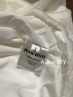 MIUMIU White Rich Beauty Dressing24ss Autumn/Winter New Collection  White environmentally friendly rhinestone letter logo hooded zipper style fur coat for women. - Image 25