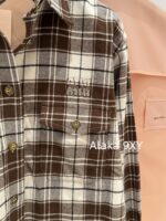 MIUMIU   24 Early Autumn New Collection  British style letter embroidery plaid lapel shirt jacket/khaki metal belt skirt, casual and versatile, full of girlish vibe - Image 4