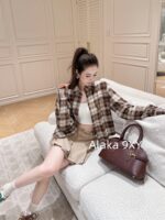 MIUMIU   24 Early Autumn New Collection  British style letter embroidery plaid lapel shirt jacket/khaki metal belt skirt, casual and versatile, full of girlish vibe - Image 13