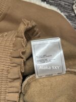 chanel   24k AutumnWinter New Collection  Wool Lamb Splicing and Velvet Round Neck Brown Hoodie for Women. Warm, fashionable, and super easy to wear - Image 4