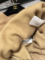 chanel   24k AutumnWinter New Collection  Wool Lamb Splicing and Velvet Round Neck Brown Hoodie for Women. Warm, fashionable, and super easy to wear - Image 5