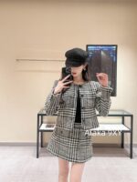 Celine Paris socialite outfit2024 autumn/winter new collection wool  Skinny Thousand Bird Grid Set Skirt Women's High End Short Coat Half Skirt Two Piece Set Coat - Image 6