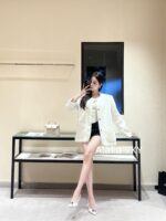 LOUIS VUITTON Wang Jiaer Same Style  2024SS autumn/winter new collection red checkered coarse woolen fabric woven suit jacket. Loose fit for both men and women - Image 33