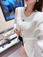 LOUIS VUITTON Wang Jiaer Same Style  2024SS autumn/winter new collection red checkered coarse woolen fabric woven suit jacket. Loose fit for both men and women - Image 35