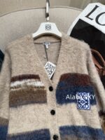 LOEWE  2024SS Autumn/Winter New Collection  Blended Gradient Color blocked Long Hair Mohair Embroidered Logo Knitted Cardigan Coat for Women. - Image 19