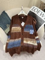 LOEWE  2024SS Autumn/Winter New Collection  Blended Gradient Color blocked Long Hair Mohair Embroidered Logo Knitted Cardigan Coat for Women. - Image 23