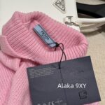 prada  2024SS AutumnWinter New Collection Heavy duty High Proportion Cashmere Fabric   High neck pink button down wool sweater for women