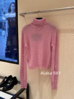 prada  2024SS AutumnWinter New Collection Heavy duty High Proportion Cashmere Fabric   High neck pink button down wool sweater for women - Image 6