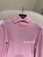 prada  2024SS AutumnWinter New Collection Heavy duty High Proportion Cashmere Fabric   High neck pink button down wool sweater for women - Image 26