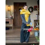 BURBERRY "Early Autumn Outfit for High School Ladies"  The new wool plaid hooded shawl scarf for autumn and winter 24 is hereDopamine colored scarf is available for selection - Image 12