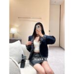 Hermes Early Spring New Collection  Double sided Wool/Cashmere Zipper Jacquard Logo Coat for Women. - Image 11