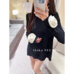 VALENTINO  Elegant and Generous Girl Group Sweater V   2024SS early spring new collection 100 wool series cuffs handmade threedimensional camellia flowers - Image 15