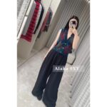 Chanel's "French Retro Street Relaxation" 24A Autumn/Winter New Collection  Women's Vneck Diamond Grid Color blocked Cashmere Sweater. Imported Kashmir cashmere fabric - Image 10