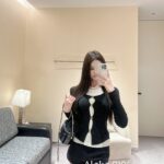 CHANEL   Korean atmosphere girl group outfit2024SS early autumn new collection fake twopiece stacked rhinestone logo round neck knitted long sleeved top for women