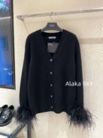 PRADA's "Noble Gold Feeling" 24 Autumn/Winter New Collection  Heavy industry doublelayer ostrich fur cuffs 100 cashmere knitted cardigan women's lazy and versatile temperament top - Image 17