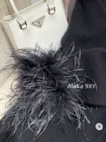 PRADA's "Noble Gold Feeling" 24 Autumn/Winter New Collection  Heavy industry doublelayer ostrich fur cuffs 100 cashmere knitted cardigan women's lazy and versatile temperament top - Image 21