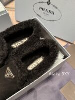 Miumiu  2024SS Early Autumn New CollectionClassic Jacquard Letter Logo Blue Series Half High Neck/Vneck Wool Knitted Cardigan Coat for Women. - Image 9