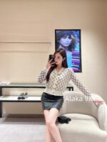 DIOR  D  2024 Early Autumn New Collection  Classic Diamond Grid Vneck Wool Knitted Cardigan Jacket Available in Two Colors for Women - Image 6