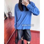 MIUMIU Early Autumn Universal Base Long Sleeve T is Coming24 New American Style Embroidered Letter Pocket Logo 100 Imported Cotton Fabric - Image 7