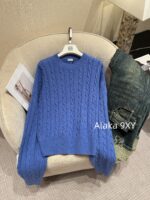 LOEWE  2024ss autumn and winter new seriessapphire blue round neck Fried Dough Twists crochet jacquard pullover sweater. 99 high proportion imported wool material - Image 9