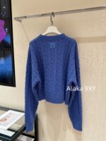 LOEWE  2024ss autumn and winter new seriessapphire blue round neck Fried Dough Twists crochet jacquard pullover sweater. 99 high proportion imported wool material - Image 15