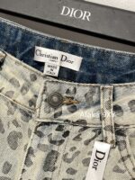 DIOR  D  2024 early autumn new collection leopard print polka dot color blending high waist slimming straight leg wide leg jeans for women   You can also wear a pear shaped figure to show off your weight and figure - Image 12