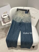 DIOR  D  2024 early autumn new collection leopard print polka dot color blending high waist slimming straight leg wide leg jeans for women   You can also wear a pear shaped figure to show off your weight and figure - Image 15