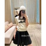 LOUIS VUITTON Haute SensationMust Buy White Rich Beauty   2024 autumn and winter new high proportion cashmere mohair long hair blended letter logo knitted short sleeved Tshirt sweater for women. - Image 16